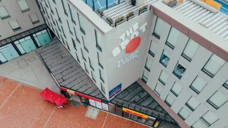 Uma Suites Chia Отели в г. Чия