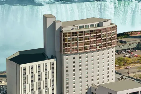 Wyndham Fallsview Hotel