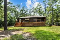 Charming 3-bedroom Summer House in Brookeland
