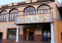 Hostal Garlu - Guest houses