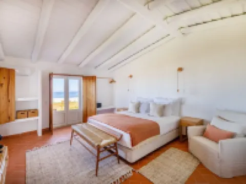 モンテ ダ ベンポスタ シネスのホテル