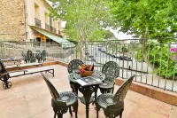 Hostellerie du Cigalou Hotels in Collobrières