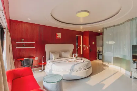 Fahrenheit Hotels & Resorts