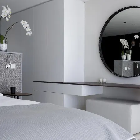 CB-One Luxury Stay