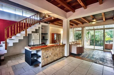 Principe del Pacifico Hotel berhampiran Cobano Airport