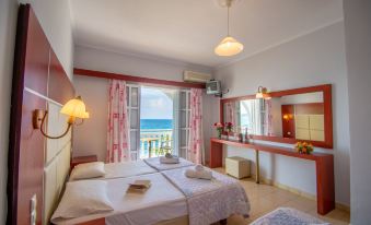 Agoulos Beach Hotel
