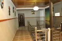 Mama Lee's Lodge - Yamoransa - Homestays