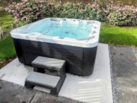 Swimming Hole, 10 Min to Skiing, Game Barn Soon!