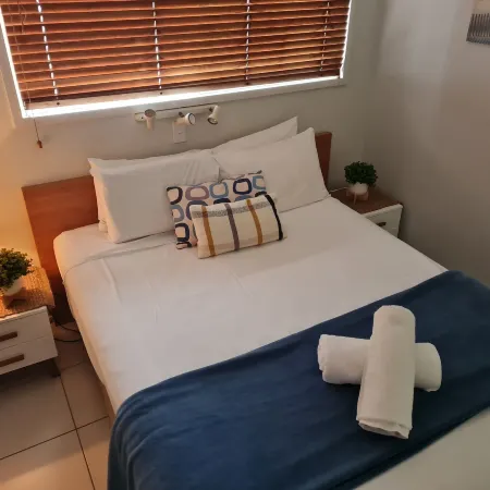 Cranbourne Court Beachside Apartments