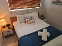 Cranbourne Court Beachside Apartments Hotels in Maroochydore
