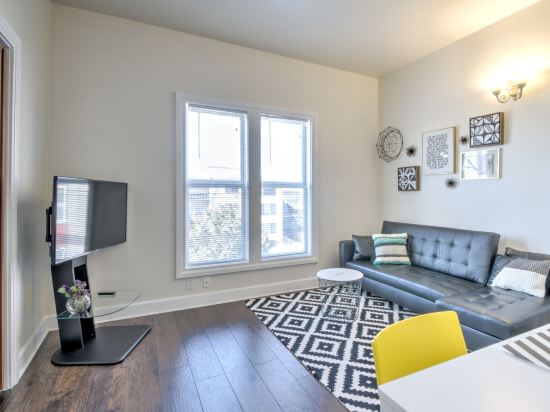 Capitol Hill Apartments
