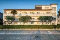 Charming Apartment in a Great Location