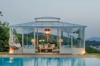 Villa Domus Francigena - Kolam Renang Peribadi