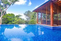 Casa Catarata 3 Bedroom Home by Redawning