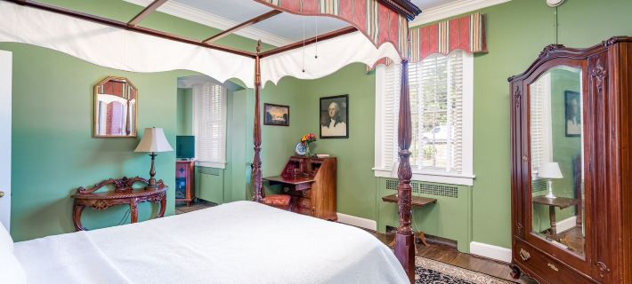 Cedars of Williamsburg Bed & Breakfast Hotels in Williamsburg