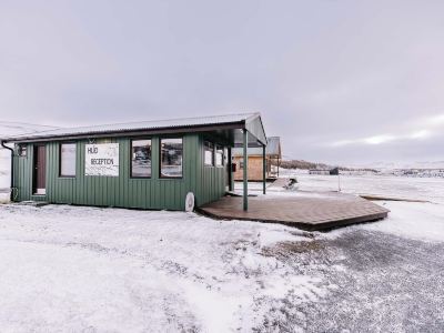 Hlid Huts