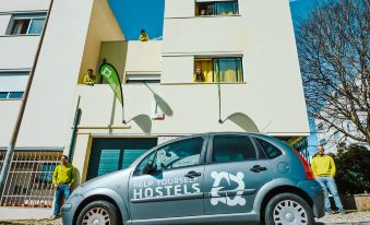 Help Yourself Hostels - Restelo