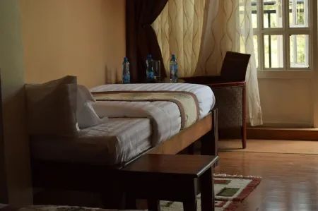 Esikar Gardens Hotel