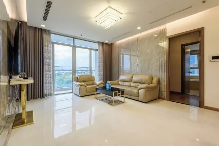 Homes by Christine Vinhomes Central Park