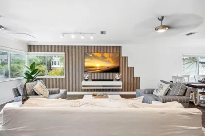 Beach Livin 3 - 3 Bedroom Upstairs