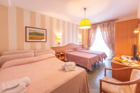 Hotel Kyrton Отели в г. Форте-Деи-Марми