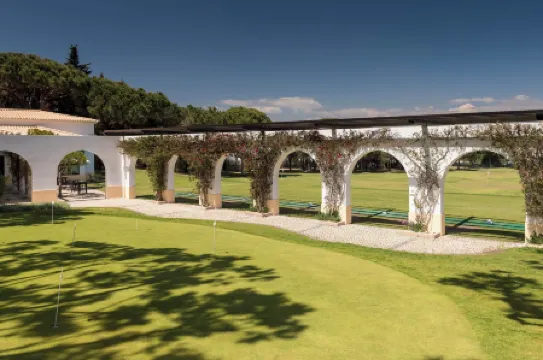 阿爾加維派恩懸崖海洋套房和Spa豪華精選度假飯店