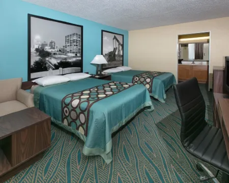 Super 8 by Wyndham Duncan Hotels in Duncan