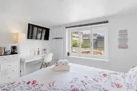 HouseofHarmony Hotels in Meilen