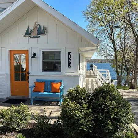 Lakefront Luxury Home with Private Pier, Sleeps 14, 3rd Night Free This Spring