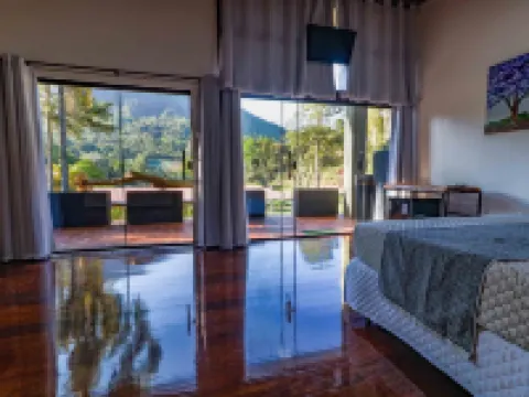 아트 그린 테레소폴리스 호텔