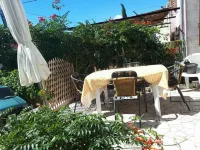 Zora Holiday Home Hotels in Beli