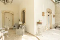 Villa Manfredi con Piscina by Wonderful Italy