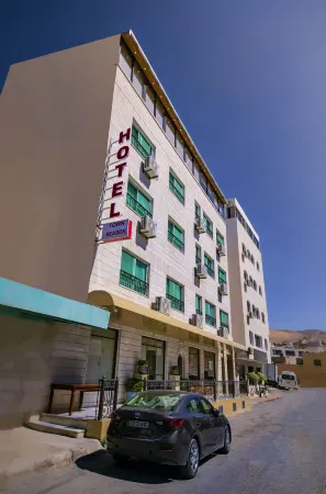 Town Season Hotel Отели в г. Петра
