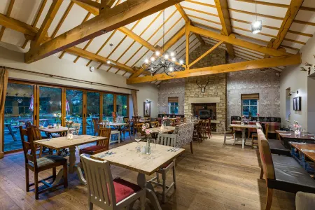 The Queens Отели рядом с достопримечательностью «University of Cumbria»