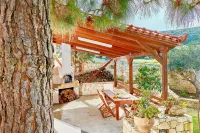 Villa Karteros with Private Swimming Pool