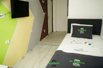 Blaundus Otel