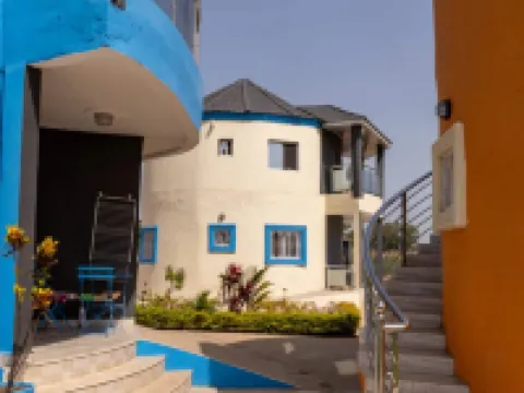 Seaview - Sleeps 3 - Access to Beach - Bakau Hotels in Bakau