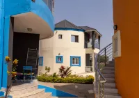 Seaview - Sleeps 3 - Access to Beach - Bakau Hotels in Bakau