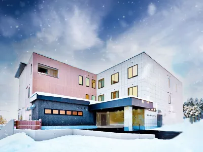 WINERY HOTEL & CONDOMINIUM　HITOHANA Отели рядом с достопримечательностью «Frano Elementary School»