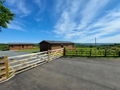 2 Bedroom Sleeps 4 Lodge-Smart Tv-Hot Tub-Dogs Ok - Cho phép mang theo thú cưng
