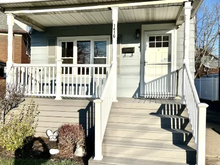 Welcome to the Fort. Walking Distance to Niagara Falls. Отели рядом с Аэропорт Ниагара Фоллс