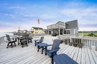 On the water with private beach, sunsets and sunrises