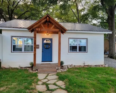 Historic Cottage--near Crater of Diamonds & Historic Washington State Park 納什維爾酒店