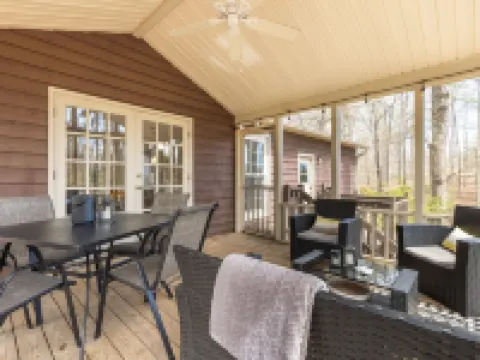 Discover Your Vacation Haven in Greenville, SC – B5 Homes! Hotels in Mauldin