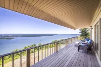 Breathtaking Lakeview Home in Diamond Bluff
