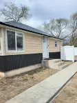 Salmon Bench Home w/ hot tub