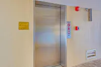 Gulf-front condo with beach access, private balcony, hot tub, pools & BBQ Hotels in Orange Beach