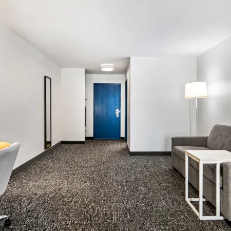 Spark by Hilton Merrillville