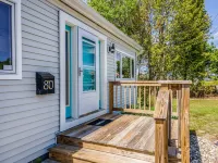 Private-Fenced Patio and Sophisticated Kitchen - Tranquil Beach Haven
