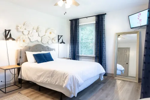 Blue Bungalow w/ Free Golf Cart